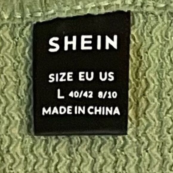 SHEIN Short set with Wrap Knot Back Crop Top - Picture 11 of 12